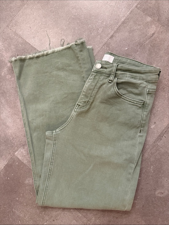 Vervet Denim - Women’s Vervet High-Rise Wide leg Jeans in Olive Green Sz 27